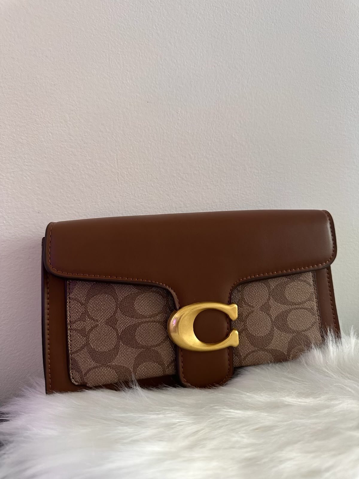 Sac à bandoulière Coach Signature brun à rabat