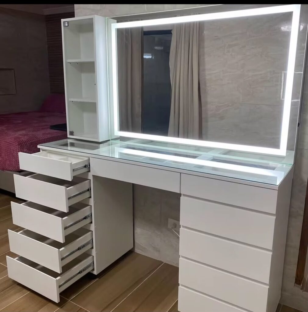 Hollywood Vanity Table with Open Drawers – LED Mirror & Glass Top